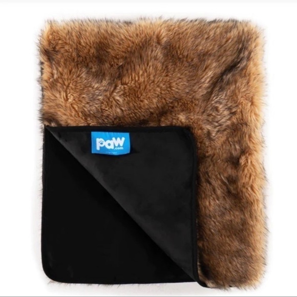 (NWT) PupProtector Waterproof Throw Blanket - Sable Tan, Large (80”L X 62”W) - Picture 8 of 12